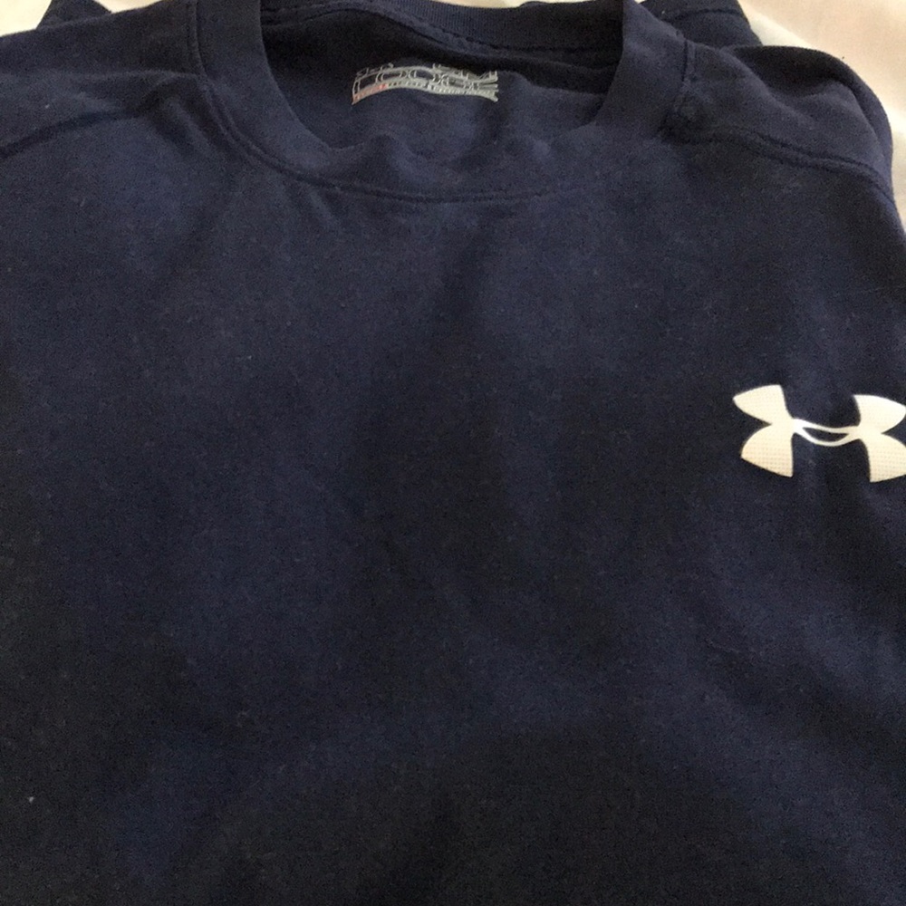 Under Armour men’s t-shirt size Sm